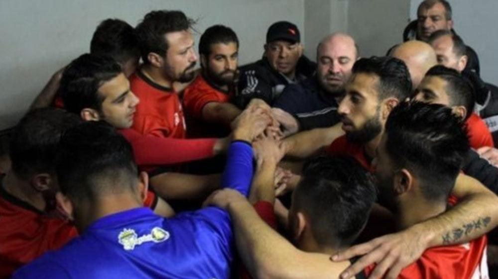 Skuat%20Al%20Ittihad%20Aleppo%20saat%20menjalani%20laga%20perdana%20usai%20perang%20saudara%20di%20Suriah.